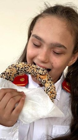 За «пятерки» в дневнике угощают симитами в «Ля Рулет»